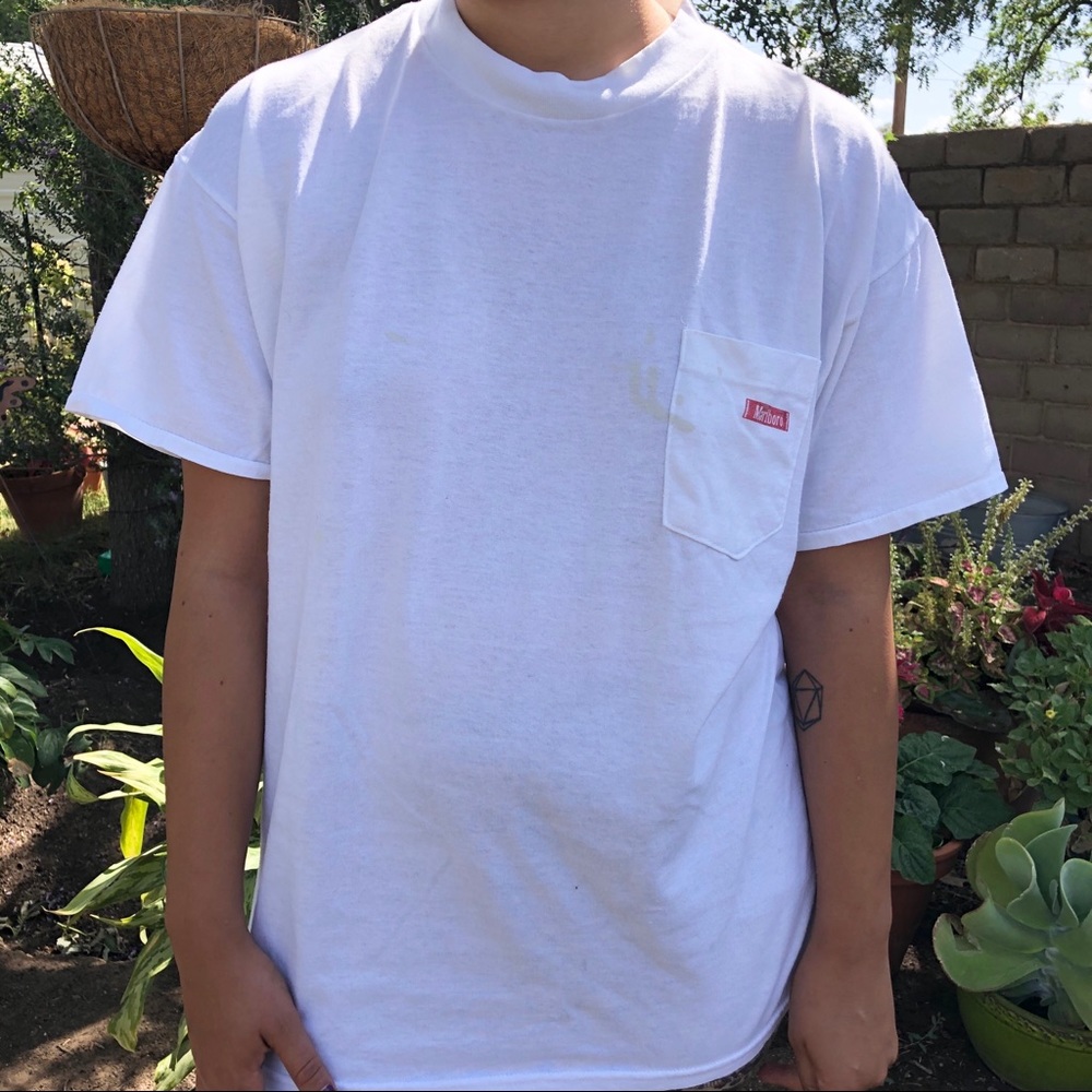 Marlboro Vintage Cigarette Cowboy Tee  RARE 🚬 - Picture 2 of 5